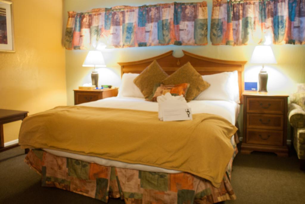 Tuscany Manor Palm Springs Kültér fotó