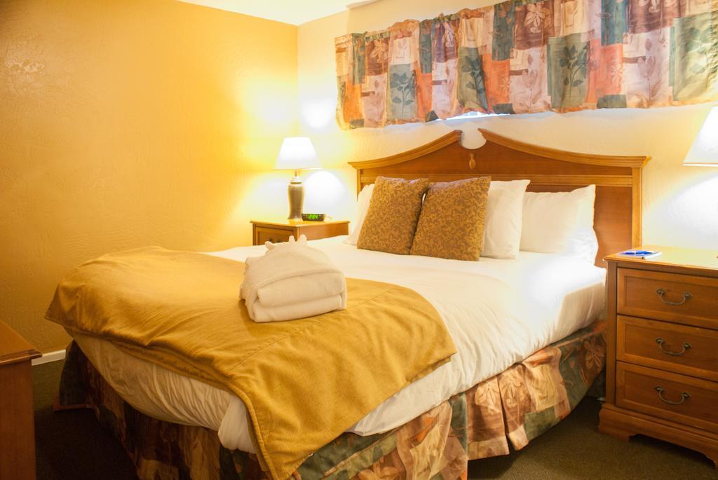 Tuscany Manor Palm Springs Kültér fotó
