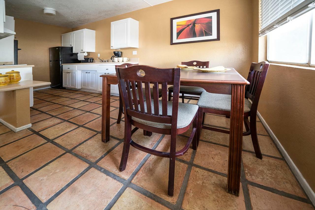 Tuscany Manor Palm Springs Kültér fotó